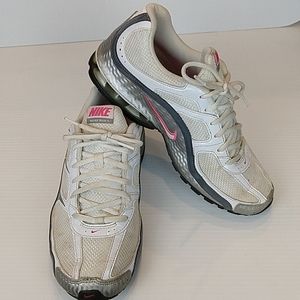 Nike REAX RUN 5 Running Shoe Women's Size 10